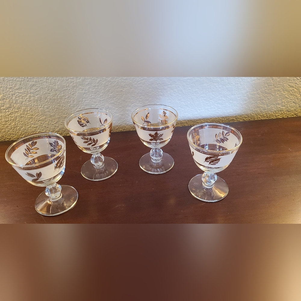 Libbey gold leaf footed rocks glasses (set of 4)
